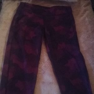 Old Navy Active Exercise Pants. Size Large.